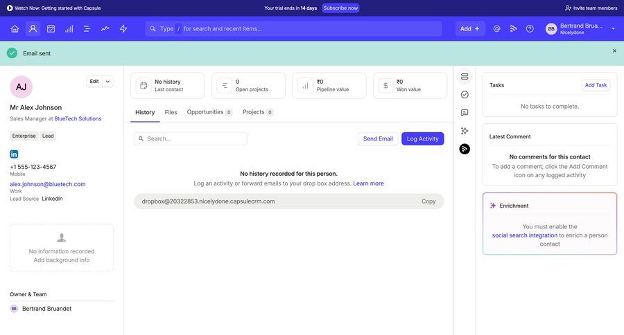 Capsule
			 task management full-screen layout right sidebar search bar ui page example